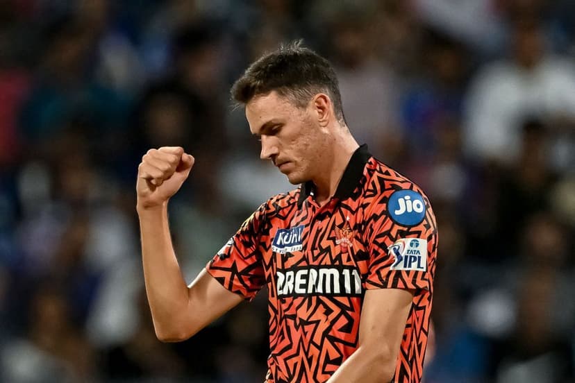 CRICKET-IND-IPL-T20-MUMBAI-HYDERABAD