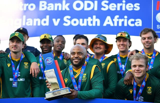 England v South Africa - 3rd Metro Bank ODI